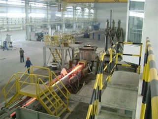 เครื่องหล่อเหล็กแนวนอน